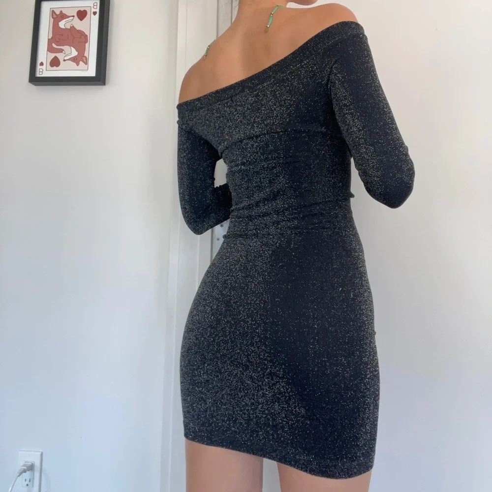 Bebe black metallic off the shoulder bodycon minidress size S - Picture 2 of 4